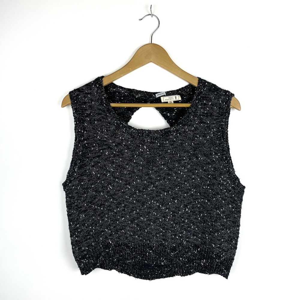🐯2/$15🐯 KNOT SISTERS Knit Tank Open Back Black